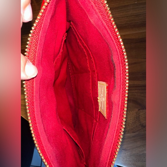 I got this off of Vestiaire Collective for around $850. I don’t need it anymore. - Picture 4 of 4